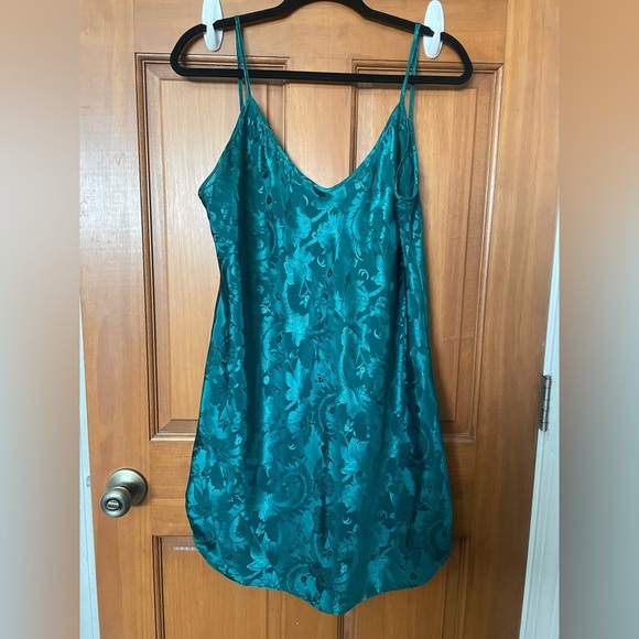 Honors intimates Other - Teal/Green Floral Lace Chemise